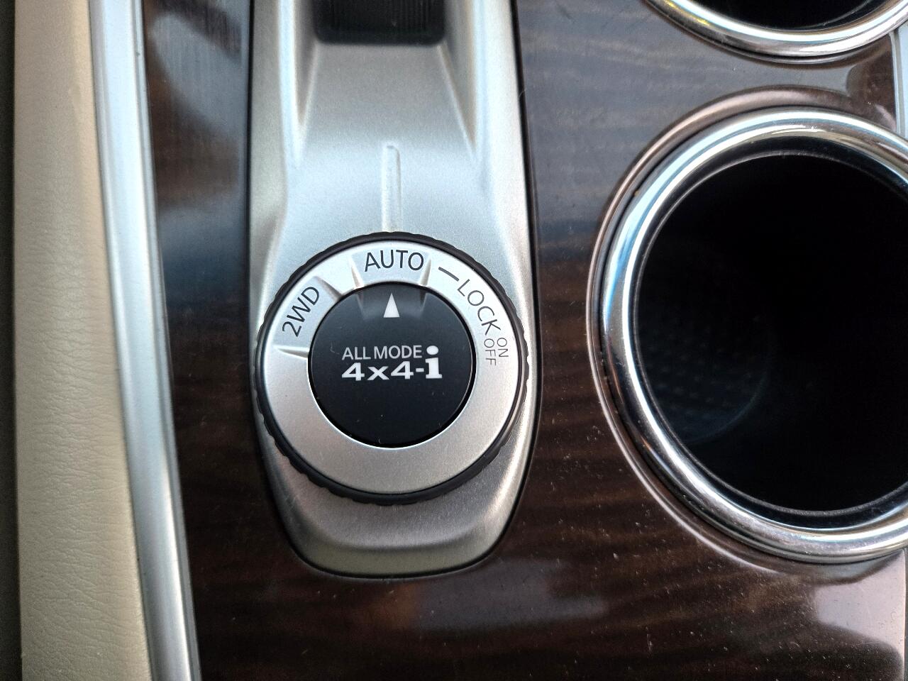 Nissan Pathfinder  2014