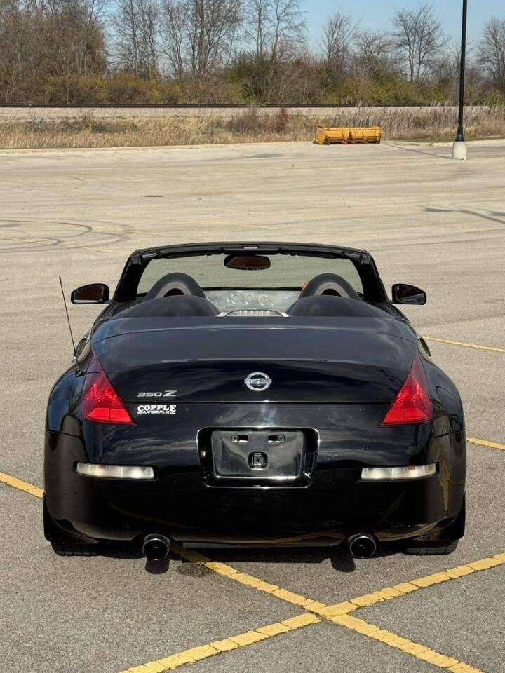 Nissan 350Z  2005