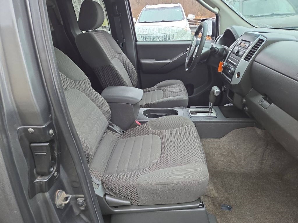 Nissan Frontier  2009