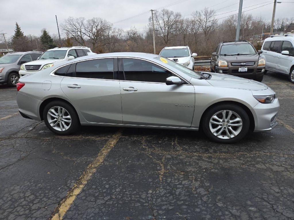 Chevrolet Malibu  2017