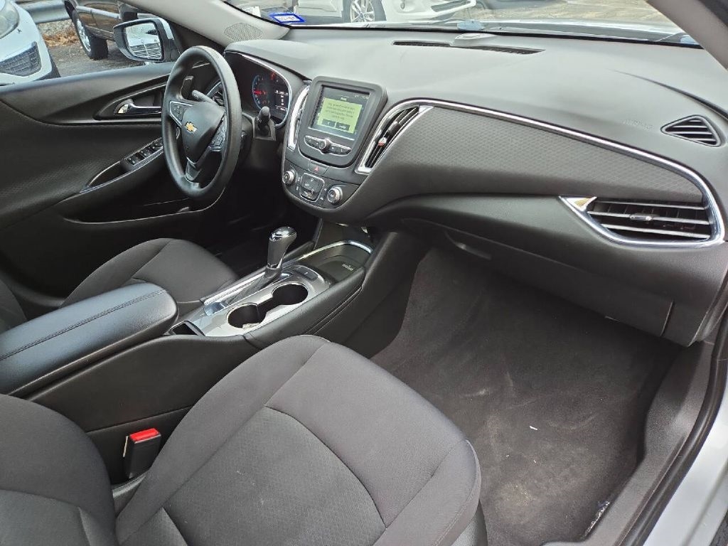 Chevrolet Malibu  2017