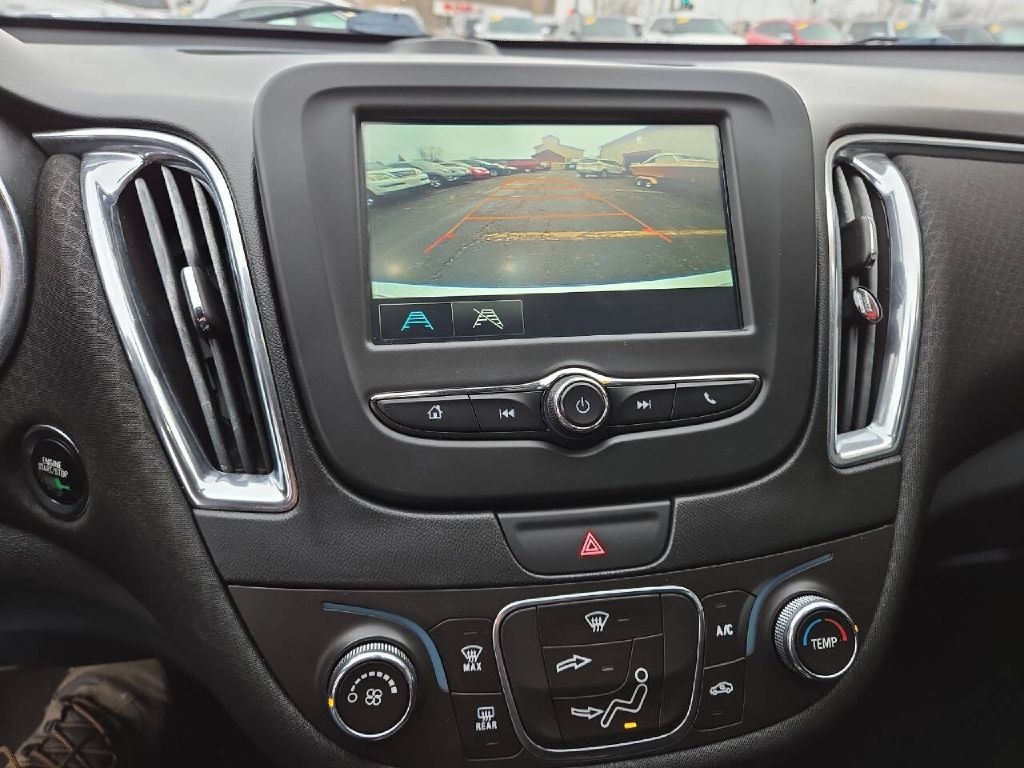 Chevrolet Malibu  2017