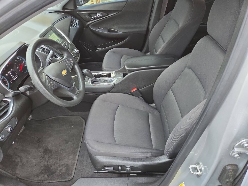 Chevrolet Malibu  2017