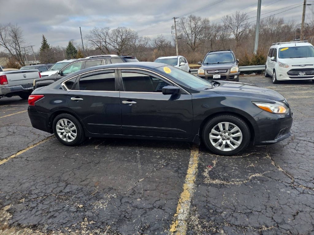 Nissan Altima  2016