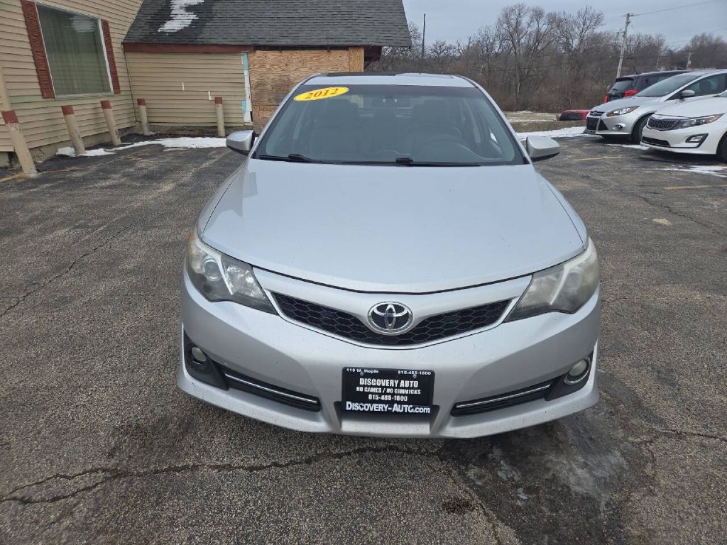 Toyota Camry  2012