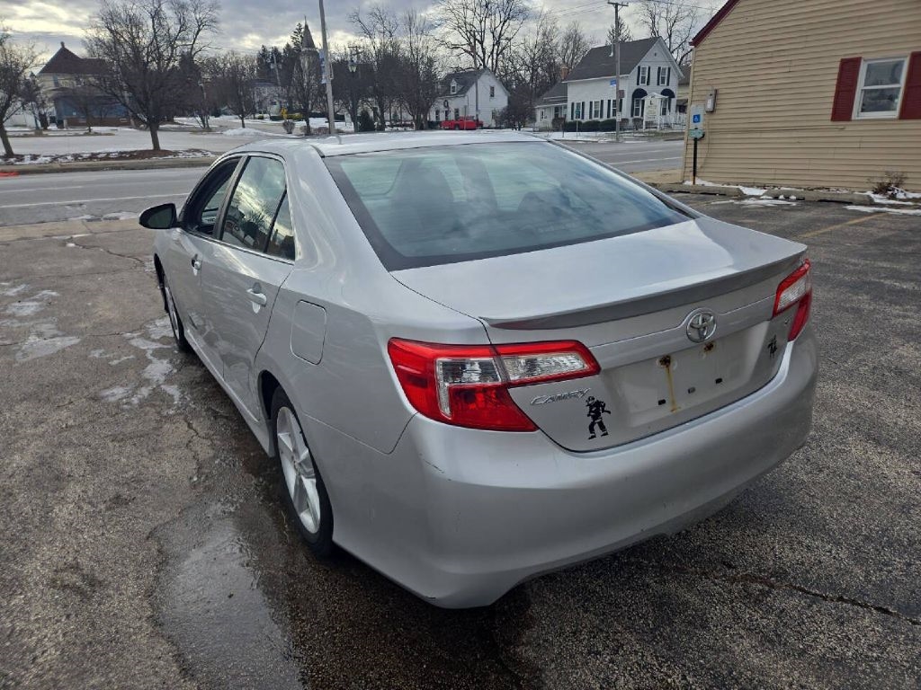 Toyota Camry  2012