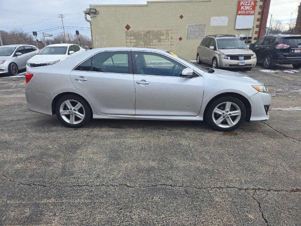 Toyota Camry  2012
