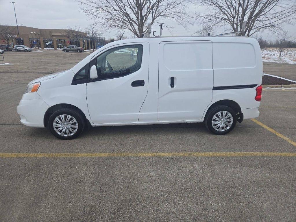 Nissan NV200  2017