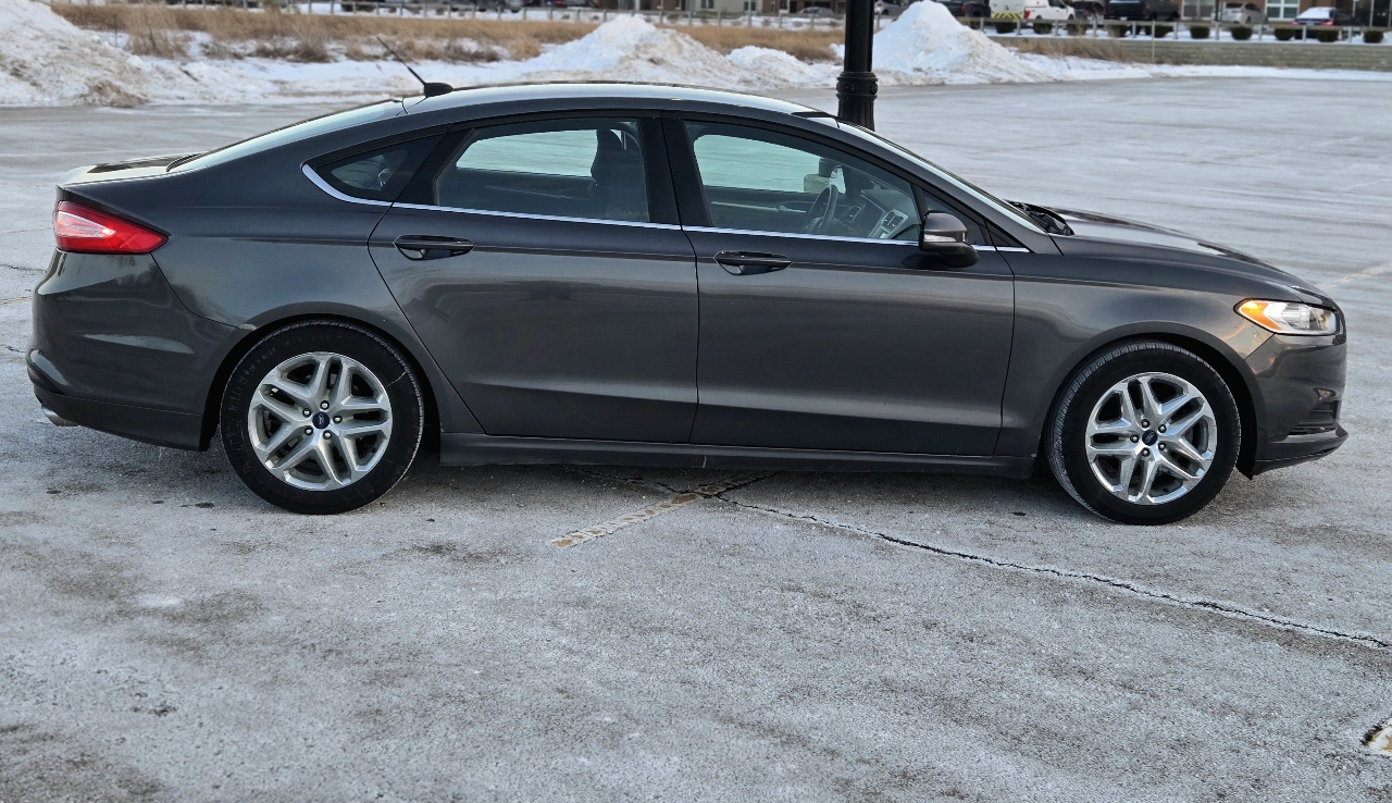 Ford Fusion  2016