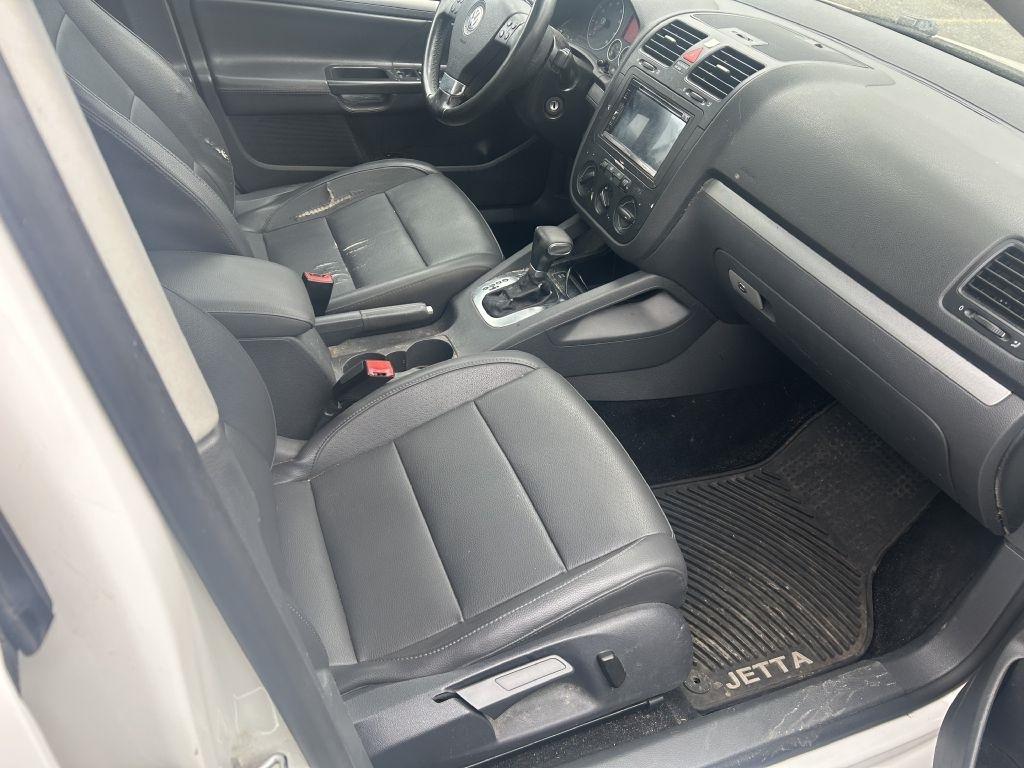 Volkswagen Jetta  2009