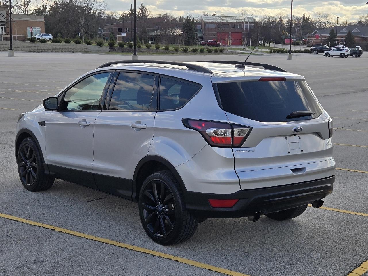 Ford Escape  2017