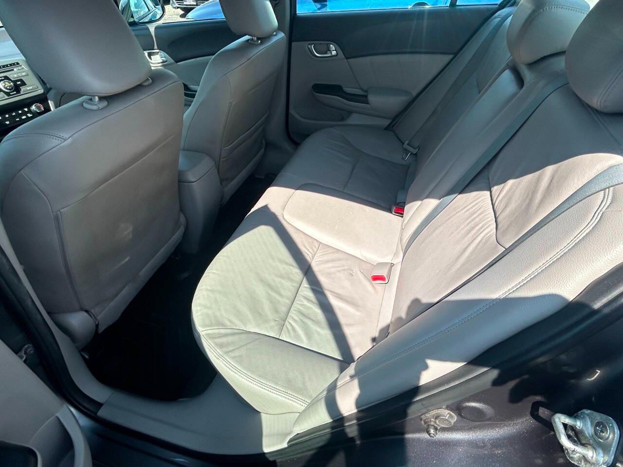 Honda Civic EX-L Sedan 5-Speed AT 2012