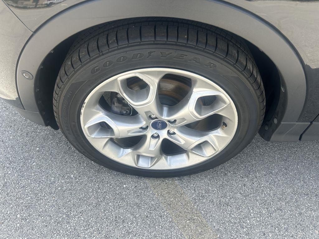 Ford Escape  2014