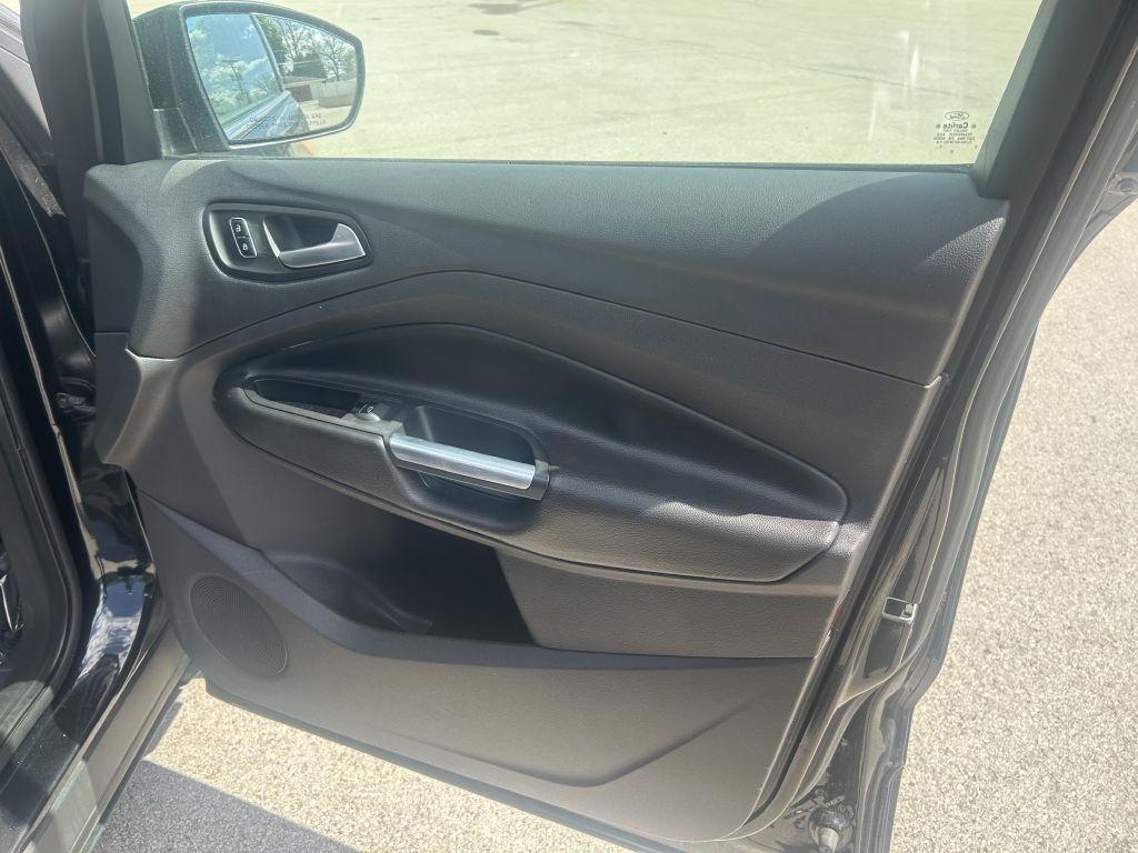 Ford Escape  2014