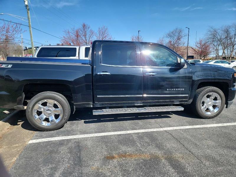 Chevrolet Silverado 1500 LTZ Crew Cab 4WD 2017