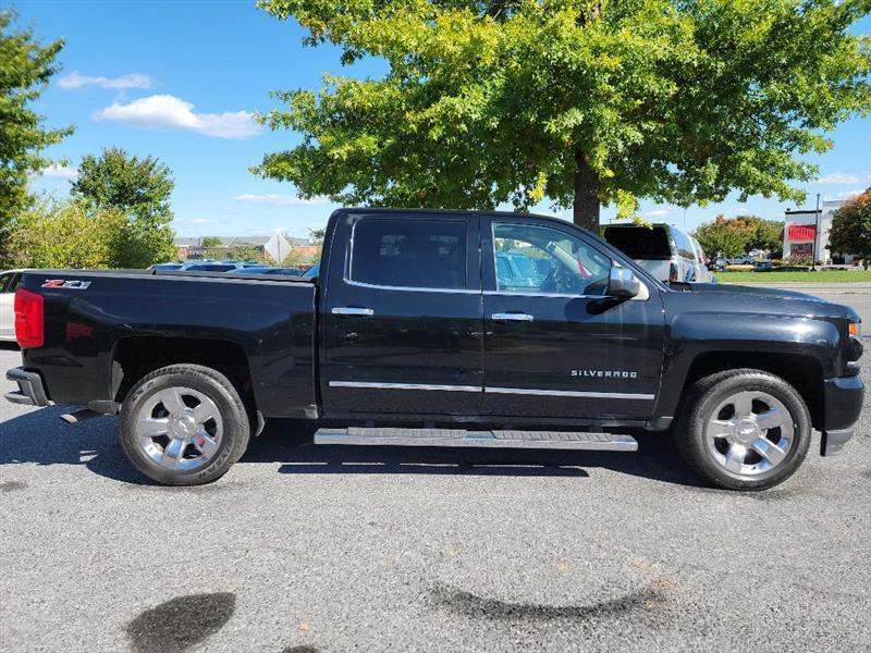 Chevrolet Silverado 1500 LTZ Crew Cab 4WD 2017