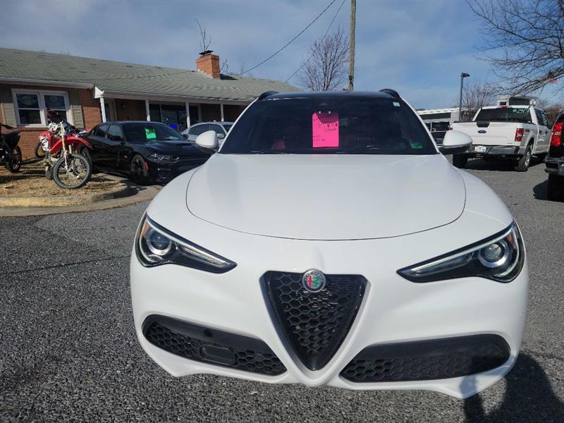 Alfa Romeo Stelvio Sprint AWD 2022