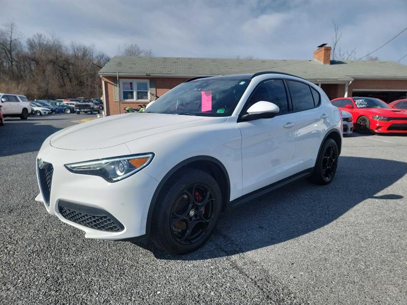 Alfa Romeo Stelvio Sprint AWD 2022