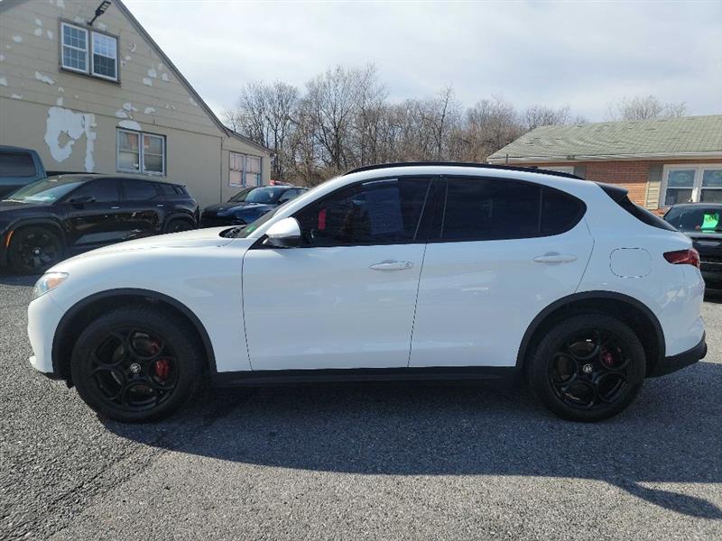 Alfa Romeo Stelvio Sprint AWD 2022