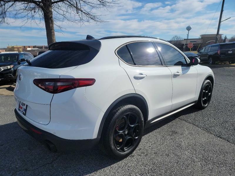 Alfa Romeo Stelvio Sprint AWD 2022