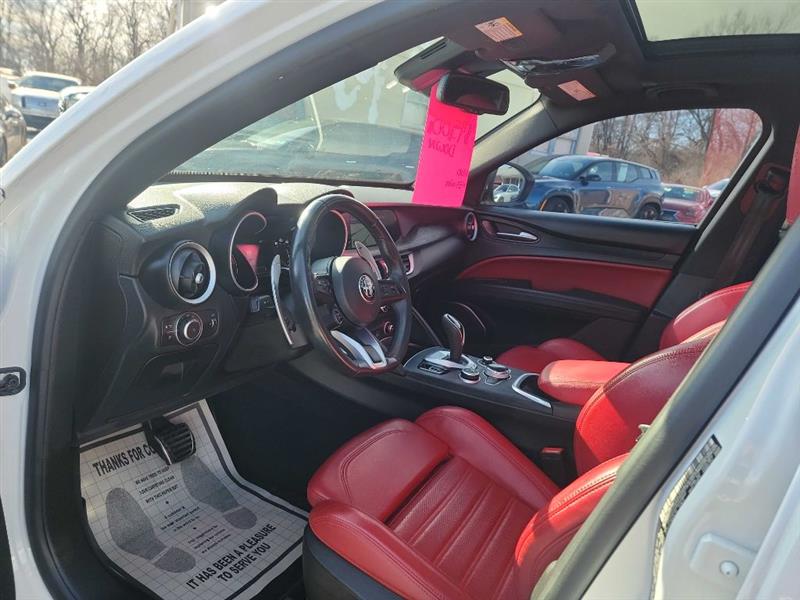 Alfa Romeo Stelvio Sprint AWD 2022