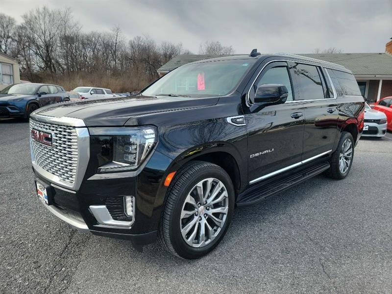 GMC Yukon XL Denali 4WD 2021