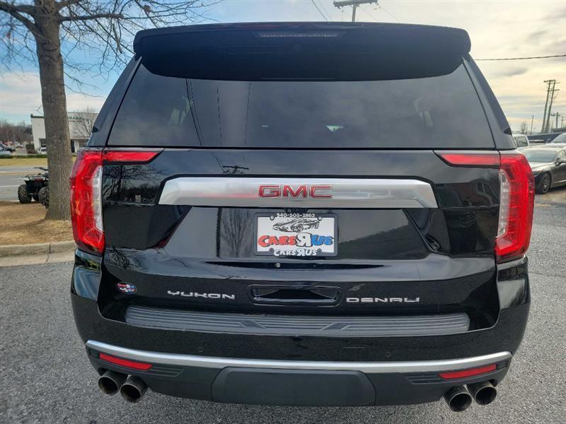 GMC Yukon XL Denali 4WD 2021