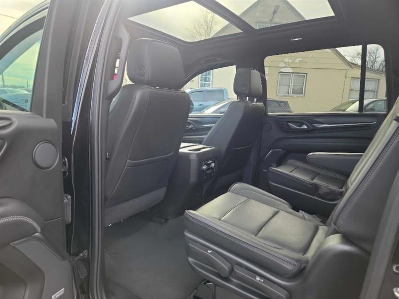 GMC Yukon XL Denali 4WD 2021