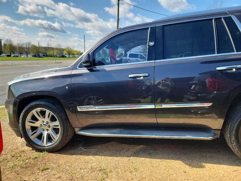 Cadillac Escalade Luxury 4WD 2015