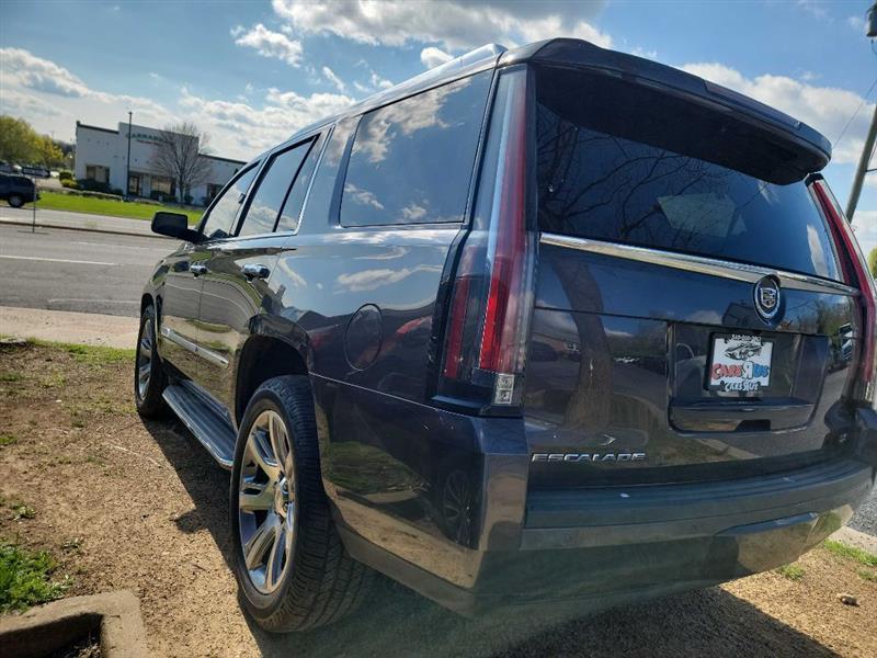 Cadillac Escalade Luxury 4WD 2015