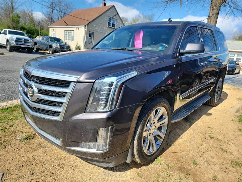 Cadillac Escalade Luxury 4WD 2015