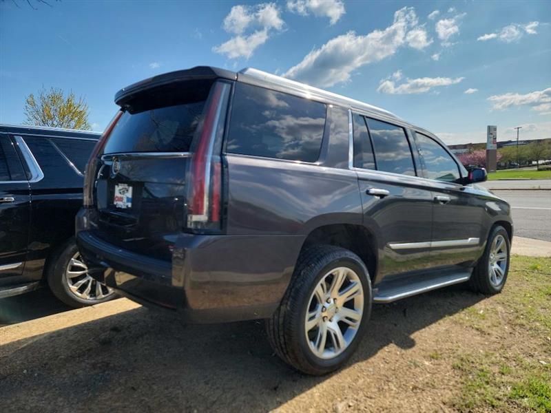 Cadillac Escalade Luxury 4WD 2015