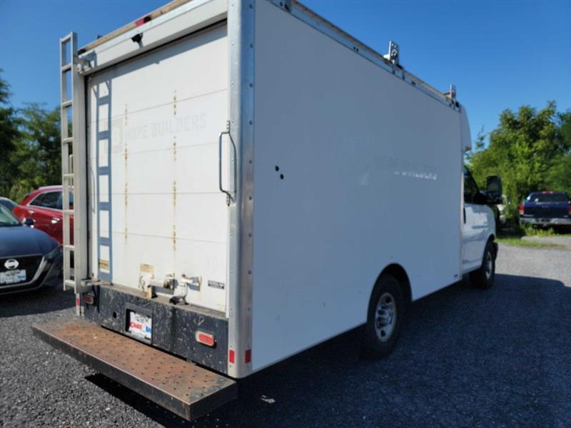 Chevrolet Express G3500 139" 2018