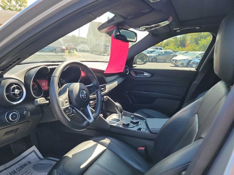 Alfa Romeo Giulia Base AWD 2017