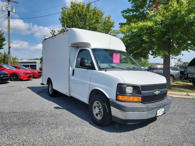  2017 Chevrolet Express Chassis 3500 139 Cutaway RWD   