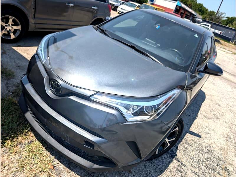 Toyota C-HR XLE 2018