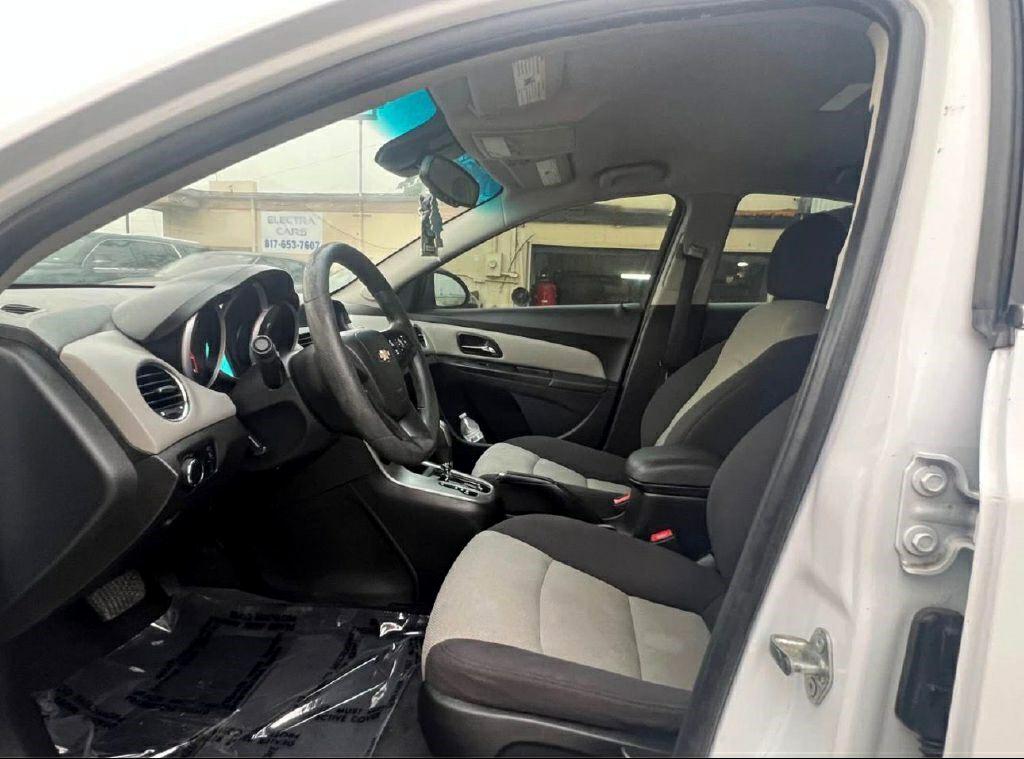 Chevrolet Cruze 2LS 2012