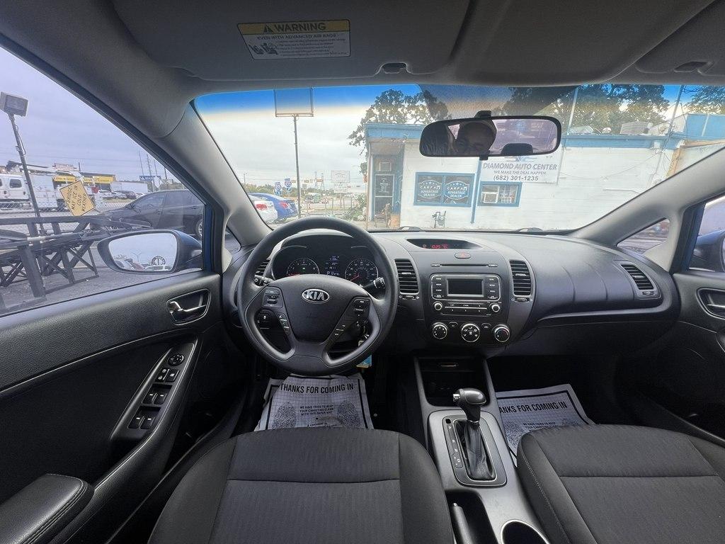 Nissan Versa 1.6 S 5M 2015