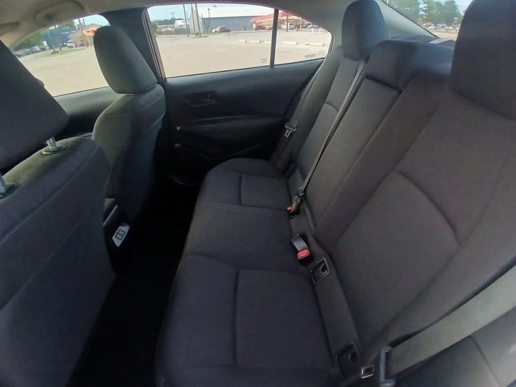 Toyota Corolla LE 2025