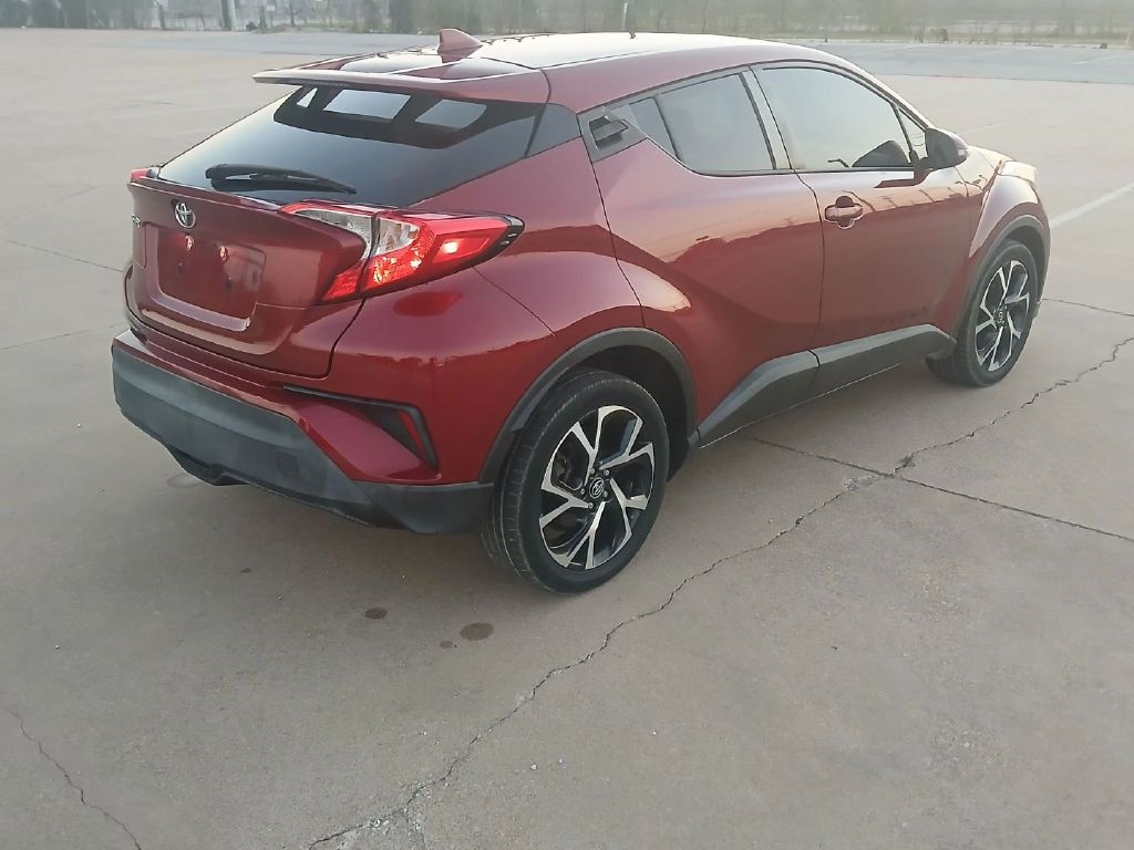 Toyota C-HR XLE 2018
