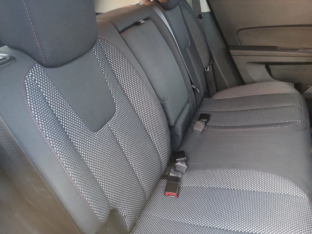 Chevrolet Equinox 1LT 2WD 2011