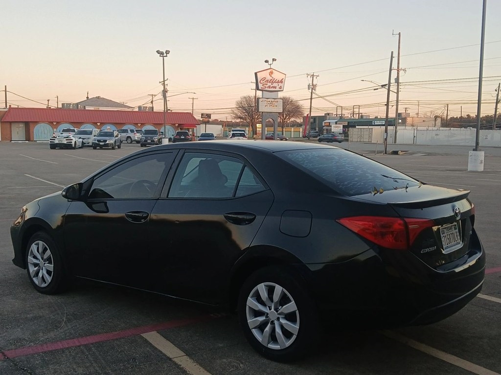Toyota Corolla L CVT 2018