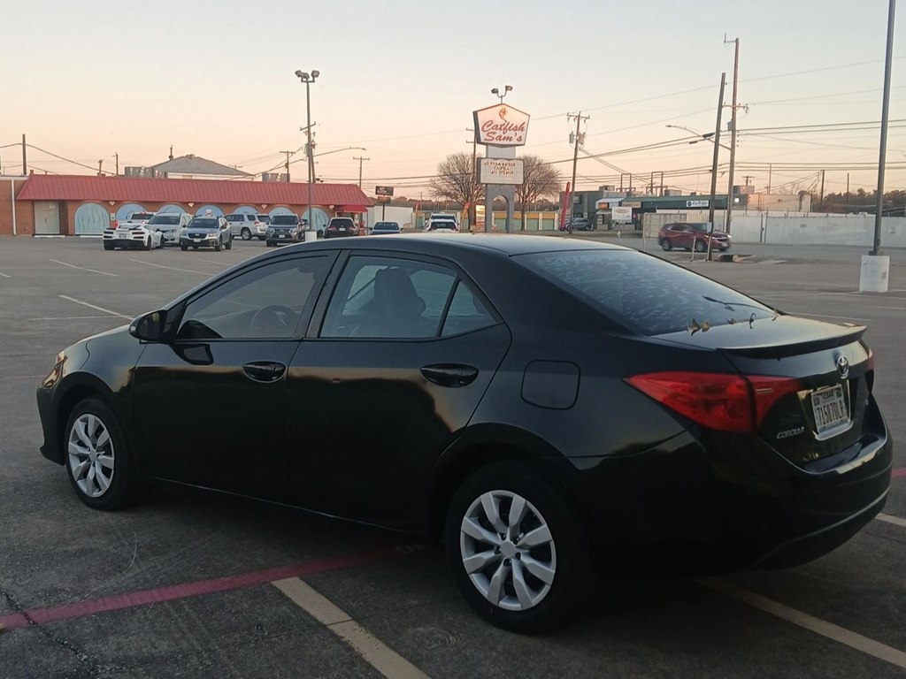 Toyota Corolla L CVT 2018