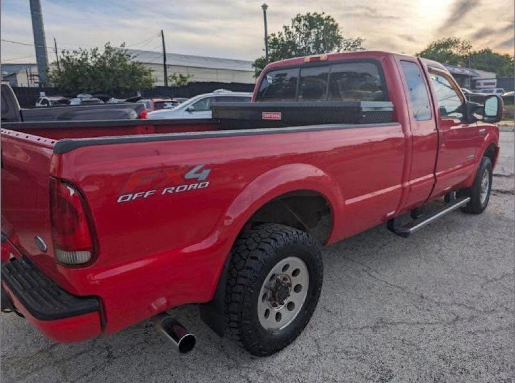 Ford F-250 SD XL SuperCab 4WD 2005