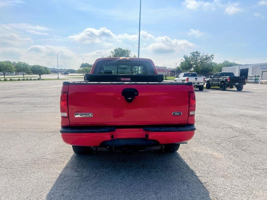 Ford F-250 SD XL SuperCab 4WD 2005