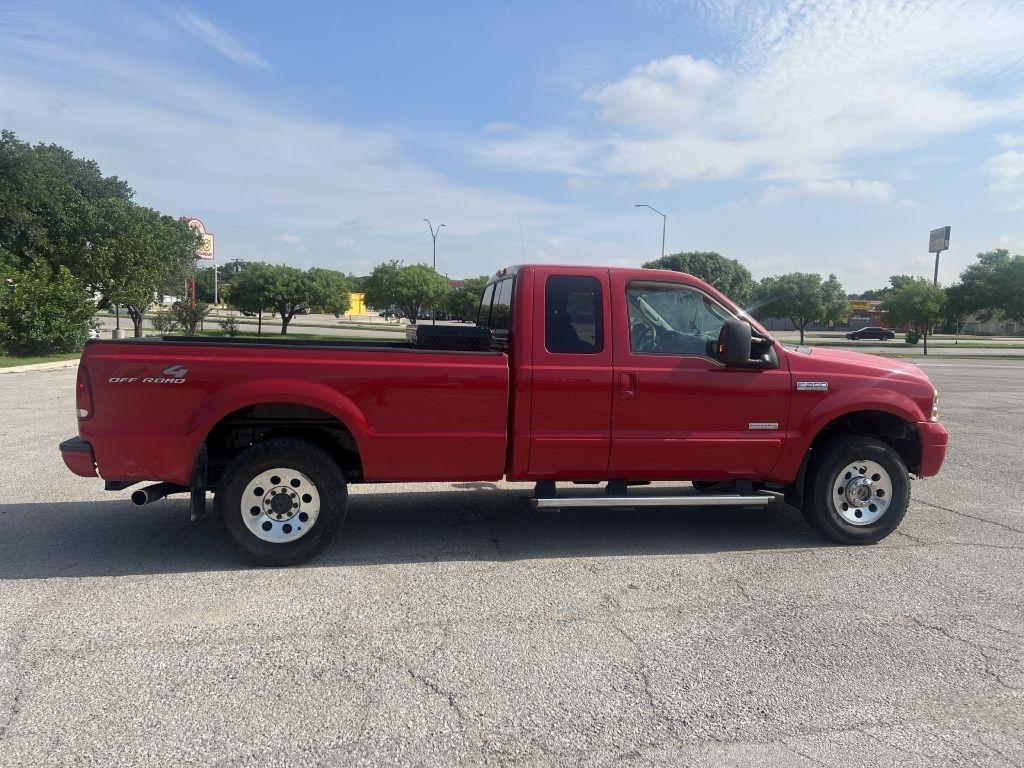Ford F-250 SD XL SuperCab 4WD 2005