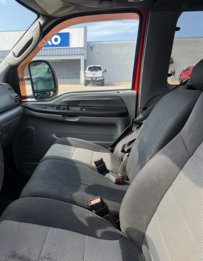 Ford F-250 SD XL SuperCab 4WD 2005