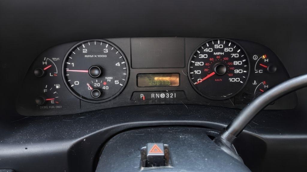 Ford F-250 SD XL SuperCab 4WD 2005