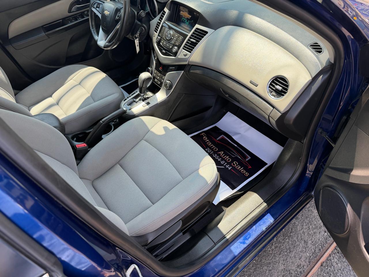 Chevrolet Cruze  2013