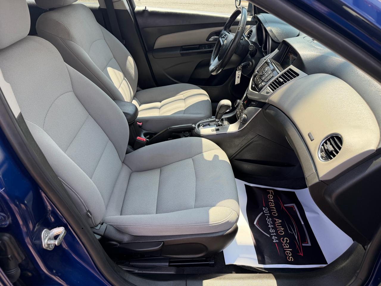 Chevrolet Cruze  2013